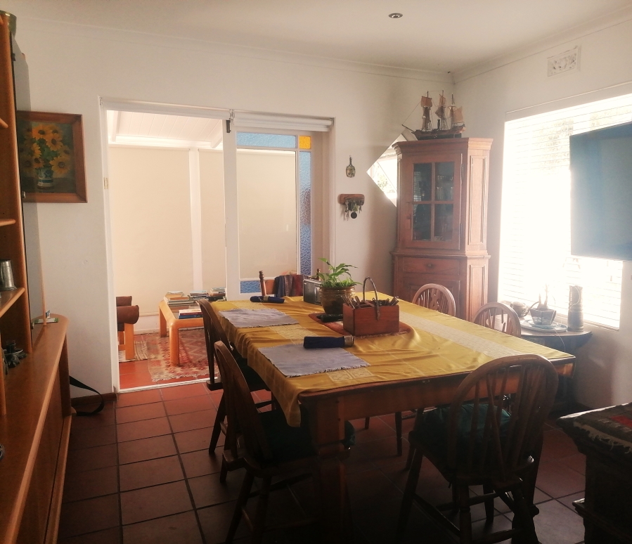 To Let 3 Bedroom Property for Rent in Milkwood Park Western Cape